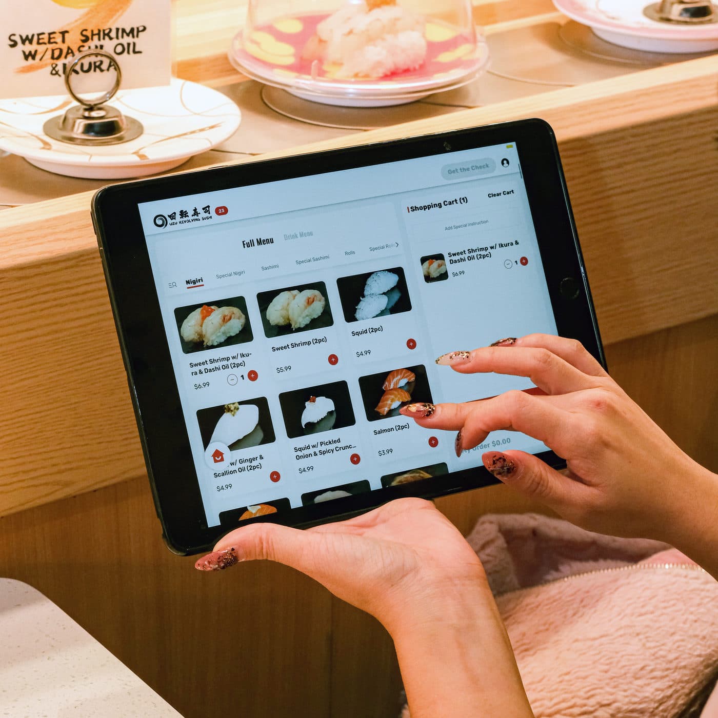Uzu Revolving Sushi photo 2